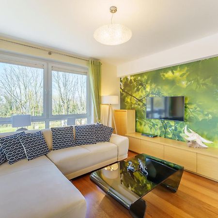 Seaside Apartment With Parking & Ac - 150 M To The Beach By Noclegi Renters Miedzyzdroje Dış mekan fotoğraf